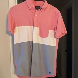 American Eagle Short Sleeve Button Down